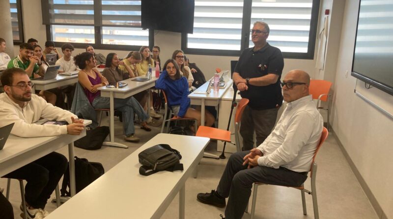 Testimonio en la Universidad Cardenal Herrera